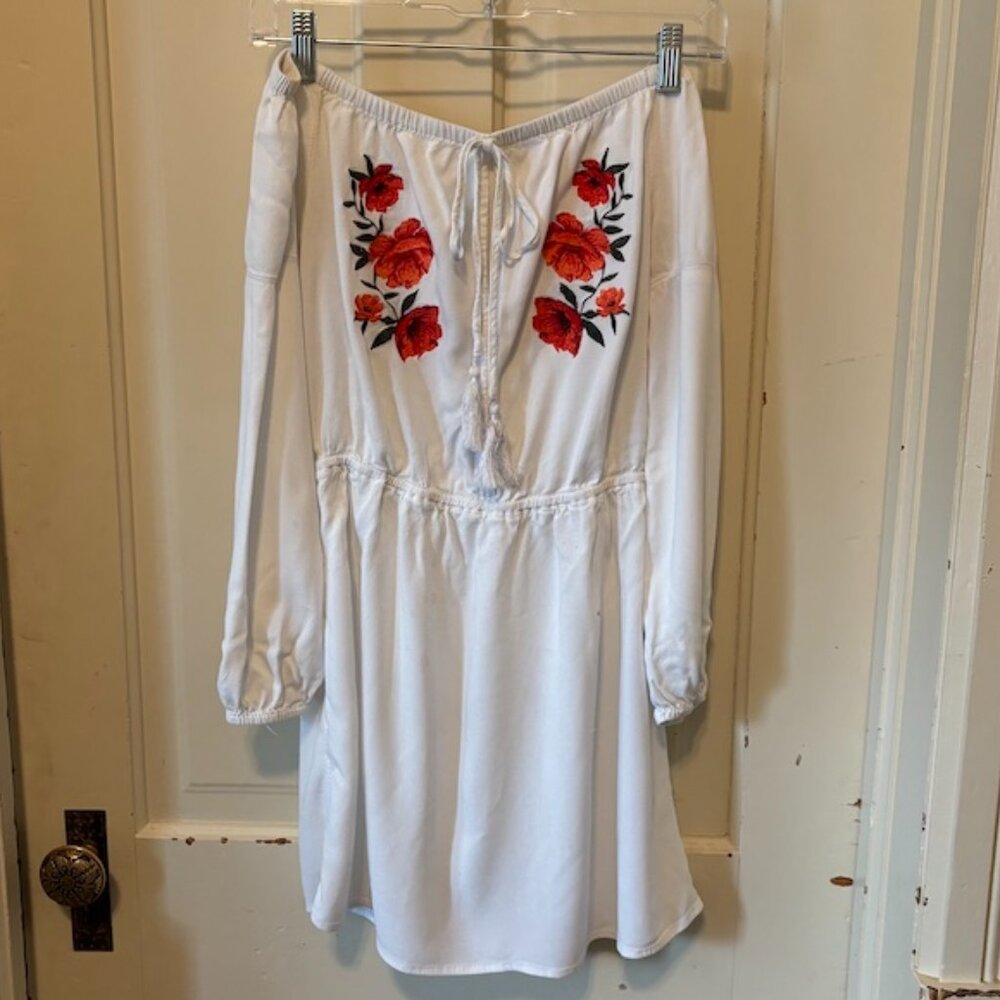Off the Shoulder Drawstring Neck Dress w/ Roses, long sleeves| White | M